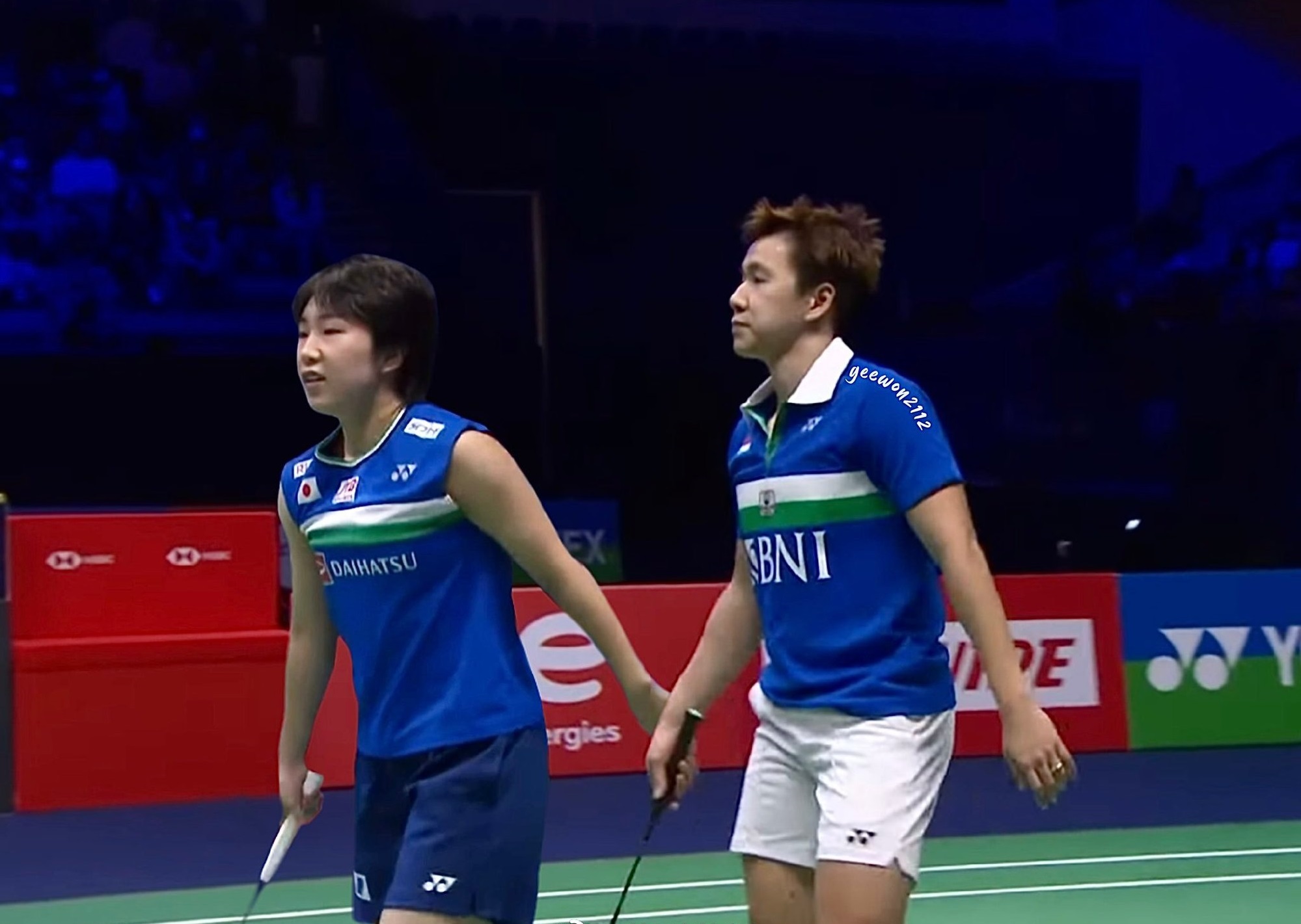 金光闪闪的 金光闪闪的