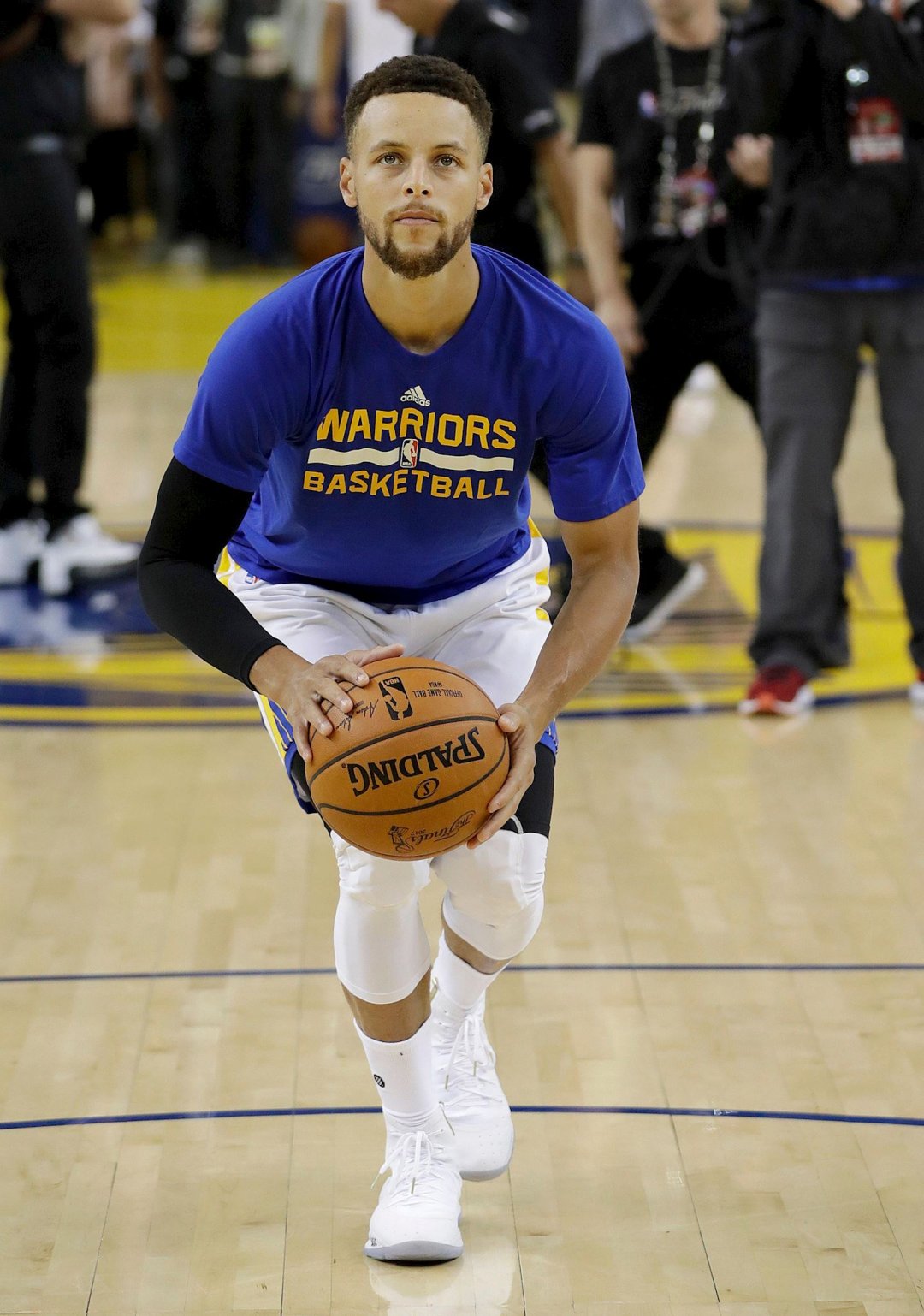 能在中後場 能在中後場