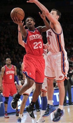 库里点赞重 库里点赞重